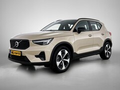 Volvo XC40 - 2.0 B4 Plus Dark | Trekhaak | Stoel + Stuurverwarming | All-season banden |
