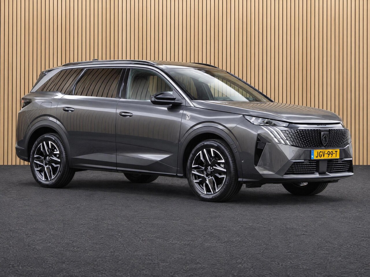 Peugeot 5008 - 1.2 Hybrid 136 GT 7p Automaat | Navi / Camera / 8jr garantie - AutoWereld.nl