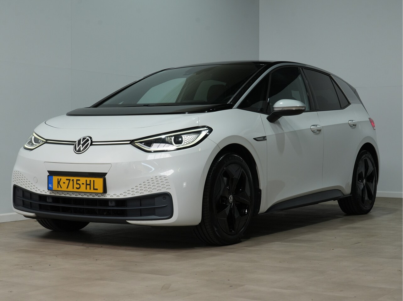 Volkswagen ID.3 - First Plus 58 kWh Navigatie Stoelverwarming SOH 87% 15 - AutoWereld.nl
