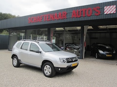 Dacia Duster - 1.2 TCe 4x2 Lauréate zeer nette auto met trekhaak 22-09-2027