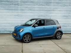 Smart Forfour - EQ Comfort 18 kWh 5dr Airco Radio Dab Cruise L