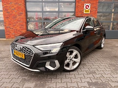 Audi A3 Sportback - 30 TFSI Attitude | LED| Apple Carplay |