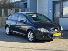 SEAT Leon - 1.4 TSI Business Style Pro-apk 08-2027, leer, navigatie, Cruisecontrol