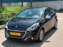 Peugeot 208 - 1.2 PureTech AllureAutomaatNaviPDCClima