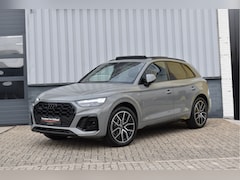 Audi Q5 - 55 TFSI e S-Line 367 Pk Quantum Grey Exclusive Pano Luchtvering ACC Sfeer 20 Inch