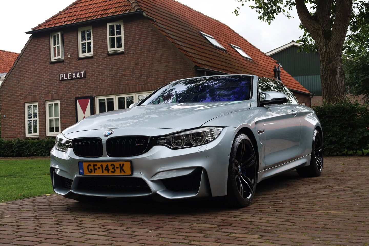 BMW M4 - Cabriolet Aut. | Crankhub V.V. | NIEUWSTAAT | OLED | Full Led | Slechts 73.000KM | Dealero - AutoWereld.nl