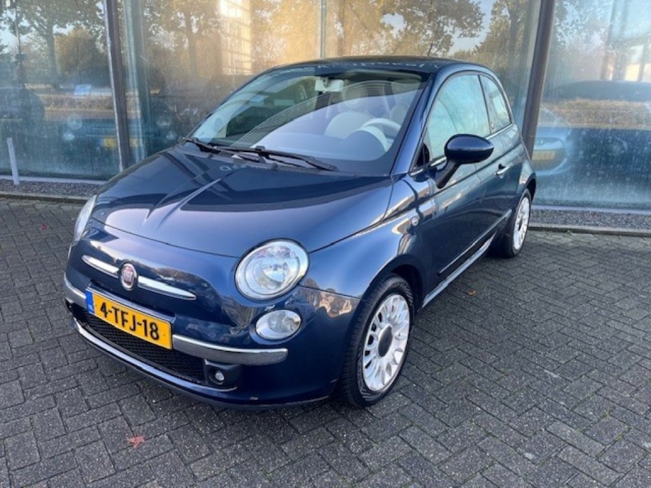Fiat 500 - 1.2 Lounge panoramadak airco - AutoWereld.nl