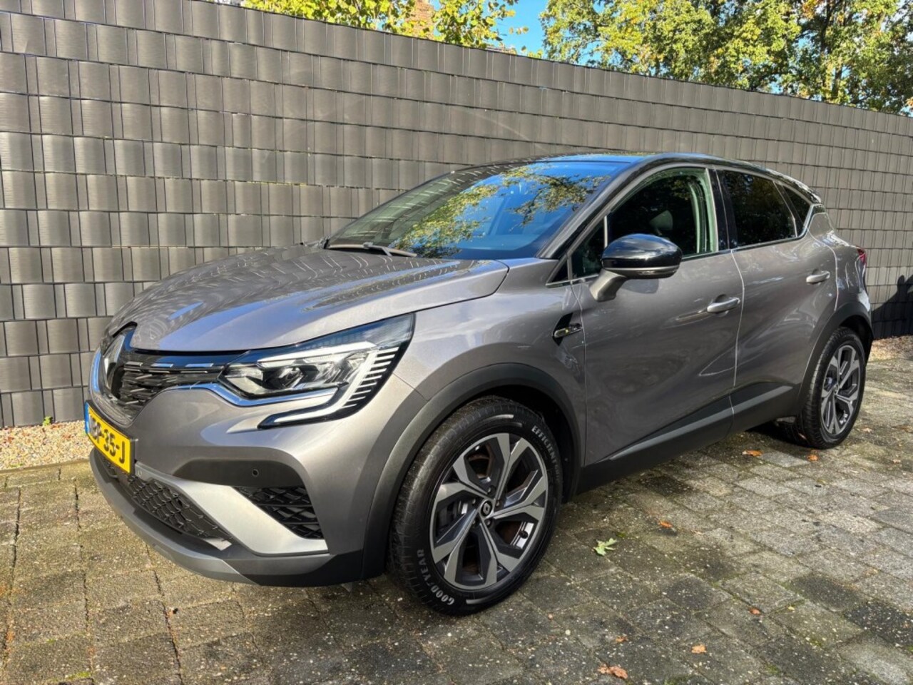 Renault Captur - 1.6 ET PH 160 RSLINE**DAB//CARPLAY//CAMERA//WINTERSET** - AutoWereld.nl