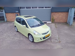 Honda Jazz - 5 Drs 1.4i CVT ES Sport