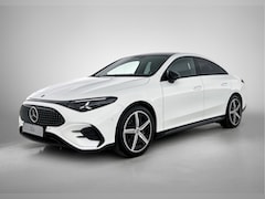 Mercedes-Benz CLA-Klasse - 200 AMG Nightpakket 58 kWh | Panoramadak | Alarm | Sfeerverlichting | Keyless Go | CarPlay