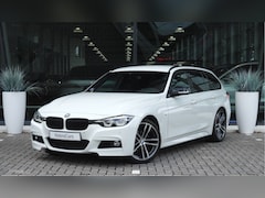 BMW 3-serie Touring - 318i Executive M Sport Automaat / M Sportonderstel / Sportstoelen / Achteruitrijcamera / L