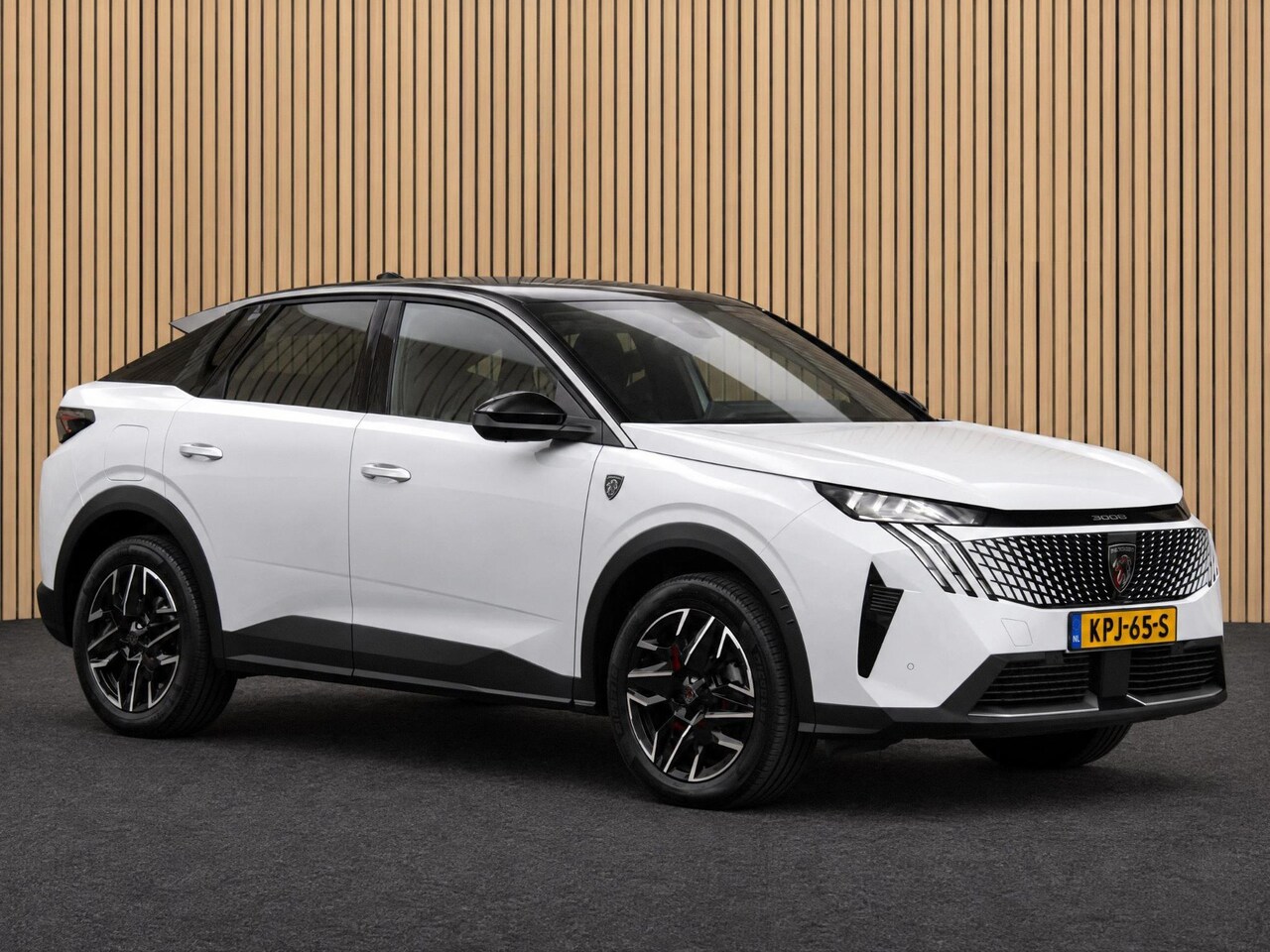 Peugeot 3008 - 1.2 Hybrid 145 GT Automaat | Camera/Navi/Stoel&Stuurverwarming - AutoWereld.nl