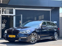 BMW 5-serie Touring - 520i High Executive M-SPORT / PANO / MEMORY / TREKHAAK