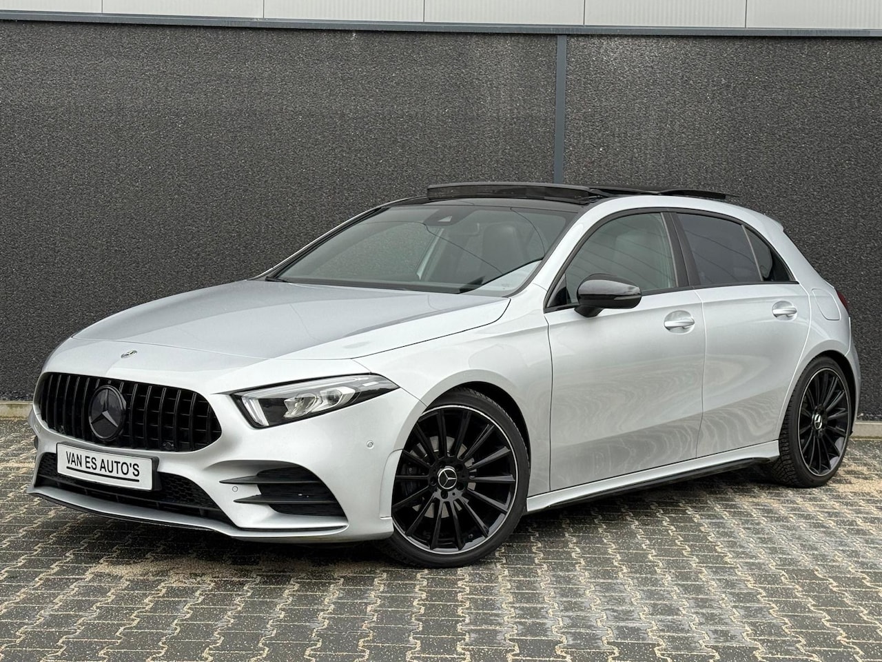 Mercedes-Benz A-klasse - A180 d AMG A45s Night PANO|XENON|CAMERA - AutoWereld.nl
