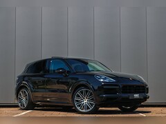 Porsche Cayenne - 4.0 Turbo S E-Hybrid | SOH 98% | 680PK | PCCB | PDCC | PASM| Pano | Sport Chrono | Trekhaa