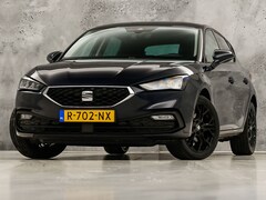 SEAT Leon - 1.0 eTSI Intense Sport Automaat (NAP, VIRTUAL COCKPIT, APPLE CARPLAY, GROOT NAVI, CAMERA,
