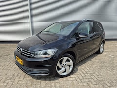 Volkswagen Touran - 1.5 TSI Comfortline Business 7p Automaat, Nav/Carplay, Adap.Cruise, stoelverwarming,