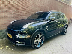 Lynk & Co 01 - 1.5 PHEV incl. garantie | zwarte hemel | 360 camera | NL auto