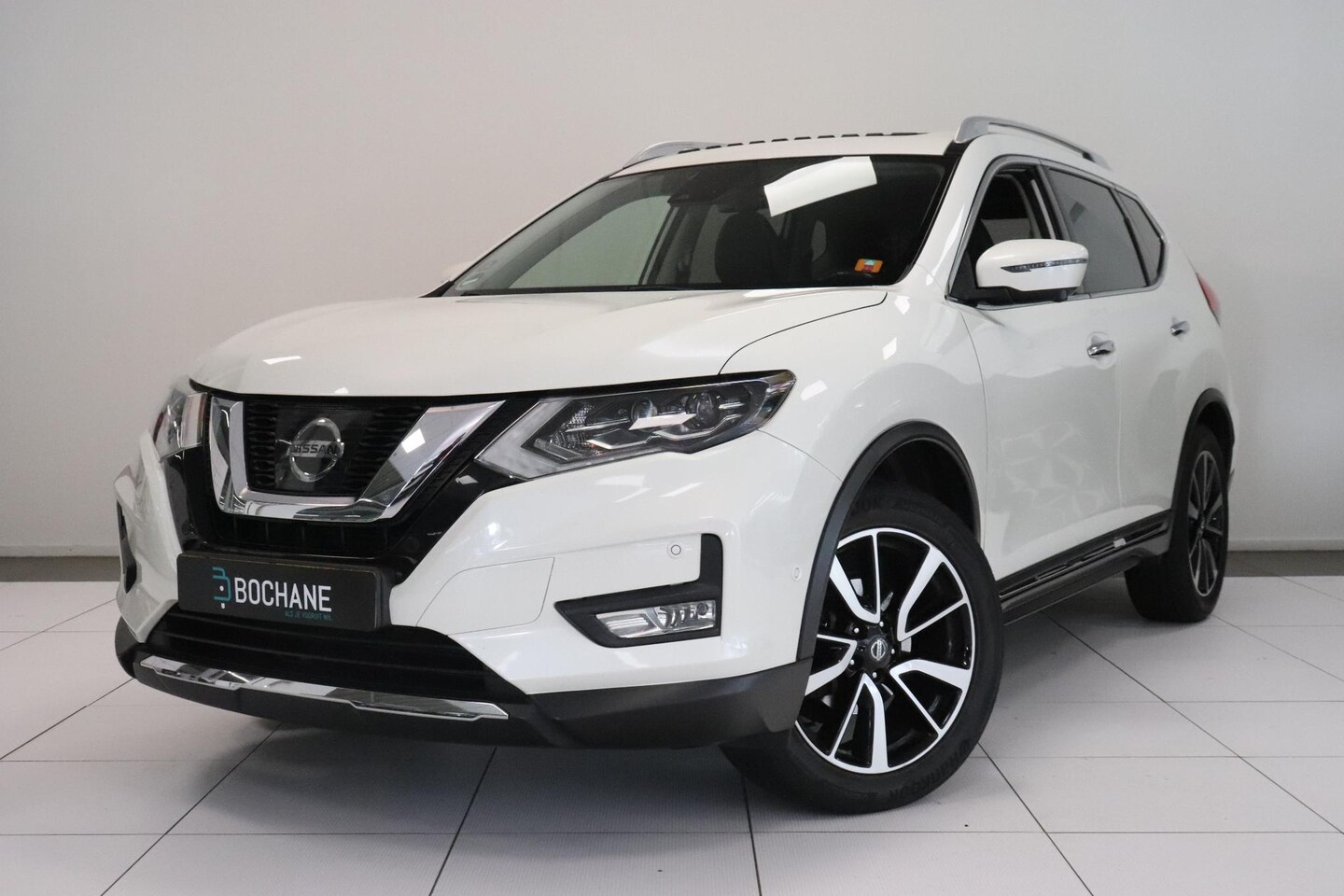 Nissan X-Trail - 1.6 DIG-T Tekna | Panoramadak | 360° Camera | Trekhaak | Leder | Navigatie | El. achterkle - AutoWereld.nl