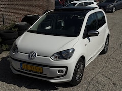 Volkswagen Up! - 1.0 groove up BlueMotion Pano OpenDak Stoel Verwarming Navi Bluetooth