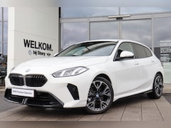 BMW 1-serie - 120 M Sport Automaat / Sportstoelen / M Adaptief onderstel / Parking Assistant / Achteruit