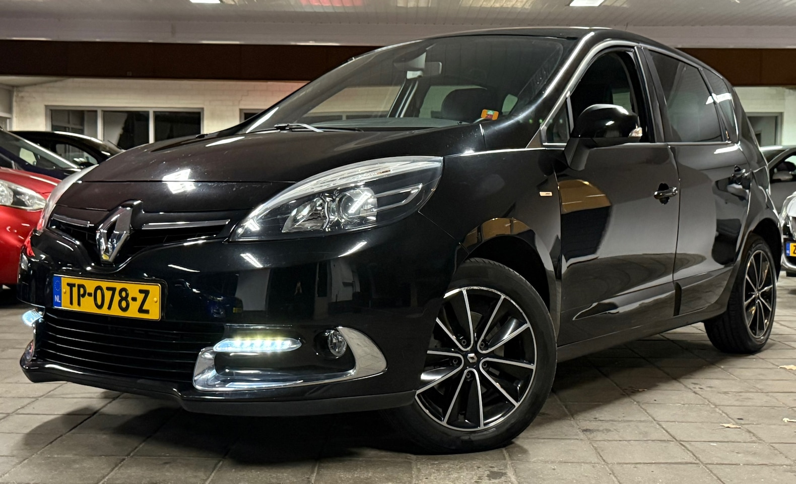 Renault Scénic - 1.4 TCe Bose|APK07-27|CruiseContrl|Navigatie|Airco|Elekramen| - AutoWereld.nl