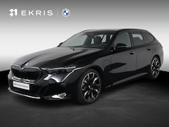 BMW 5-serie Touring - 530e M Sport Edition | SOH 100% | Trekhaak | Driving Assistant Plus | Bowers & Wilkins | S