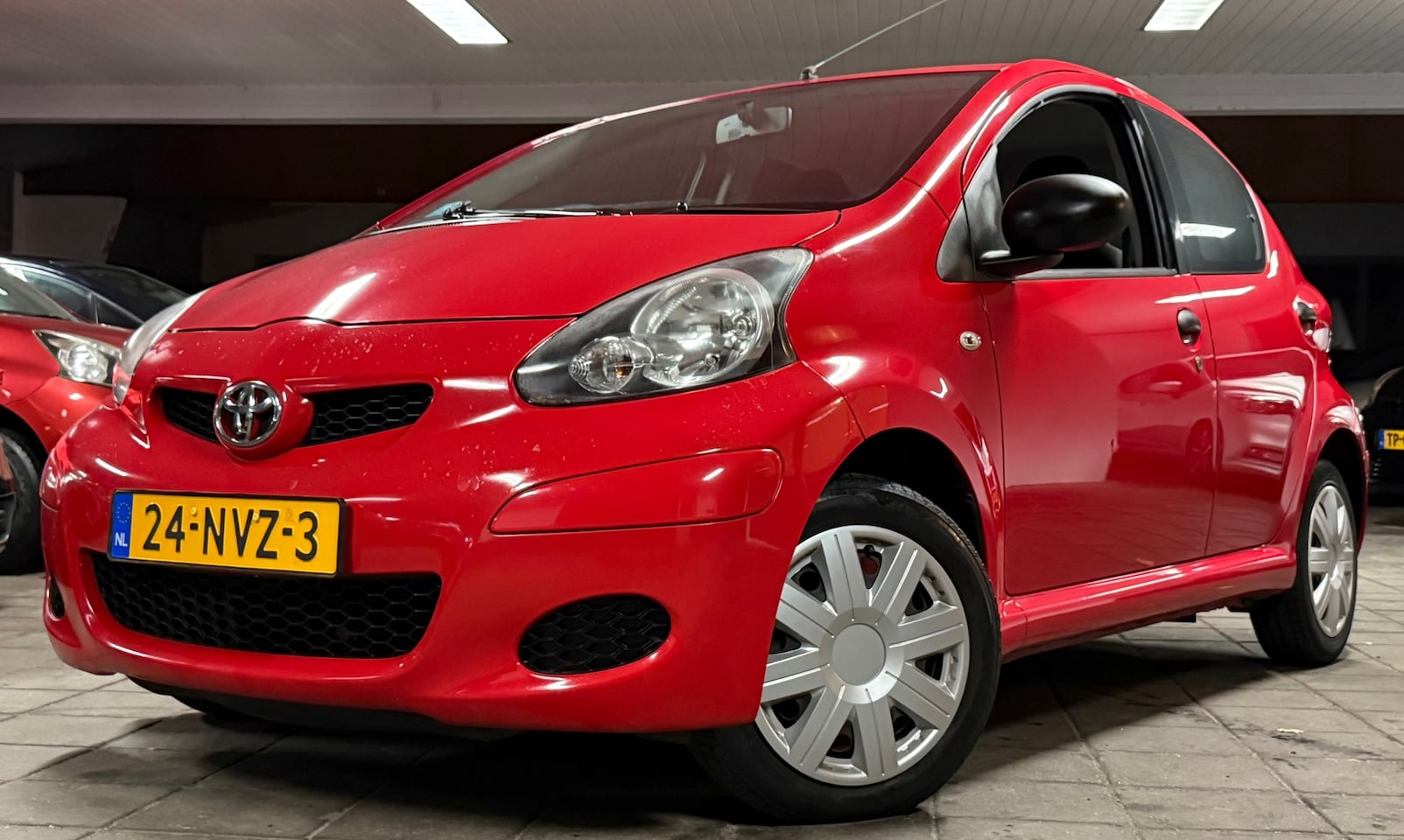 Toyota Aygo - 1.0-12V Access|NAP|NweAPK|88DKM!|Airco|5Deurs|Radio| - AutoWereld.nl