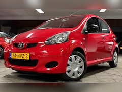 Toyota Aygo - 1.0-12V Access|NAP|NweAPK|88DKM|Airco|5Deurs|Radio|