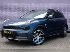 Lynk & Co 01 - 1.5 Plug-in Hybrid | PHEV | Afneembare trekhaak | Panoramadak | 360 Graden Camera | Parkee