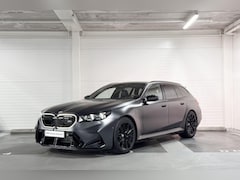 BMW 5-serie Touring - M5 Touring | M Driver's Pack | Comfort Pack | Bowers & Wilkins | M Carbon Keramische Remme