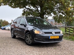 Volkswagen Golf Variant - 1.6 TDI Allstar| Pano + ACC + Trekhaak Nu € 5.975,