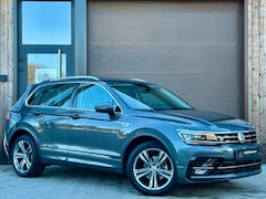 Volkswagen Tiguan - 1.5 TSI DSG ACT R-Line | Panoramadak, Trekhaak, Keyless, ACC, ErgoComfort, Camera, LED, St