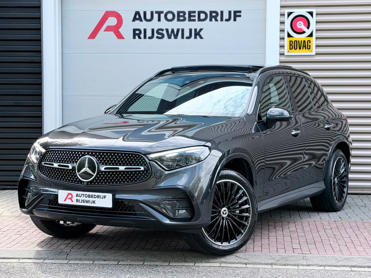 Mercedes-Benz GLC-klasse - 400e 4MATIC AMG Pano/Memory/Burmester - AutoWereld.nl