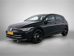 Volkswagen Golf - 1.5 eTSI Black Line CAMERA | IQ Light + Grill | VIRTUAL