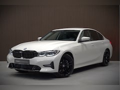 BMW 3-serie - 330e eDrive Edition High Executive | Stoelverwarming | Navigatie | Apple Carplay | Parkeer