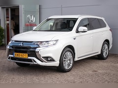 Mitsubishi Outlander - 2.4 PHEV Intense+ -Afn. trekhaak | Elec. stoel | Nav | Stoelverw. | Cam