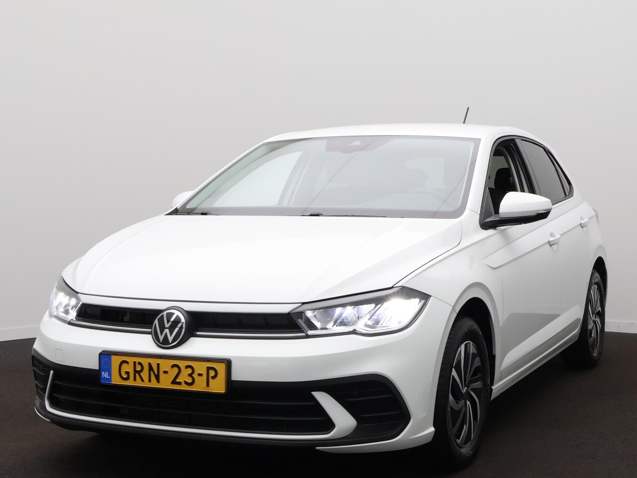 Volkswagen Polo - 1.0 TSI Life Edition Automaat | Camera | Virtual | Led | ACC | - AutoWereld.nl