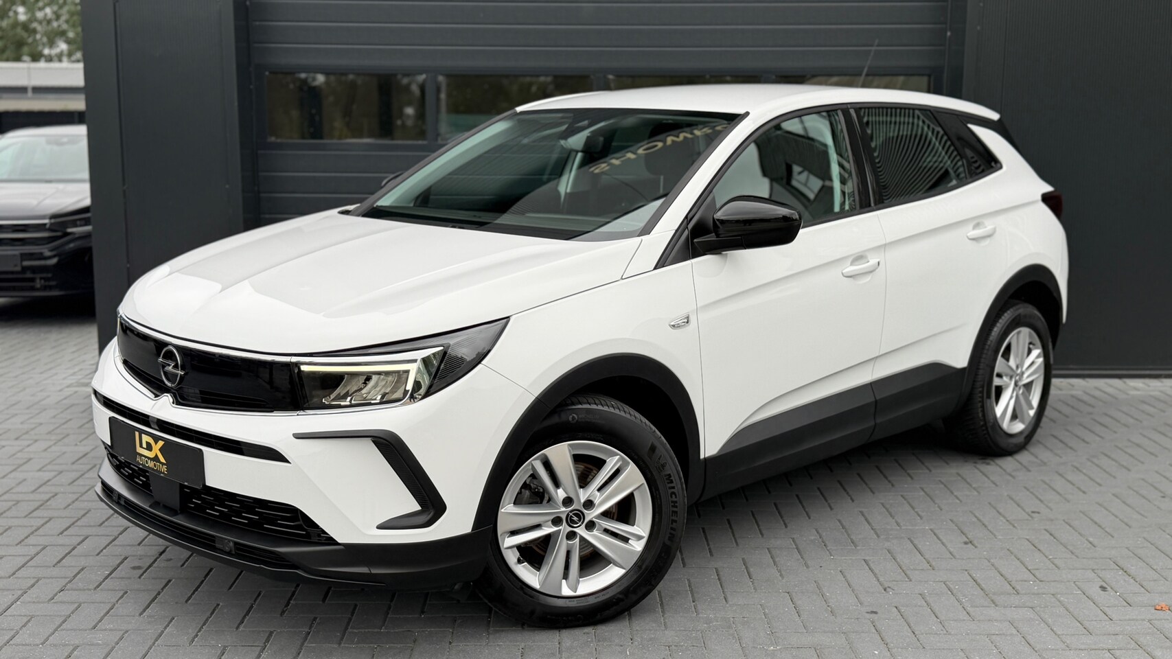 Opel Grandland - 1.2 Turbo Edition Airco - AutoWereld.nl