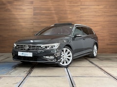 Volkswagen Passat Variant - 2.0 TSI R-line Executive Business | VOL | PANO | IQ.LIGHT | Dynaudio| Virtual | Leder | Hu