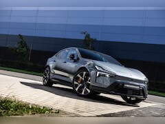 Polestar 4 - 4 Long Range Dual Motor Performance Prime 100 kWh MY26 | Prime | Harman Kardon | Panoramad