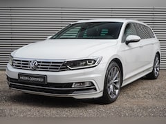 Volkswagen Passat Variant - 1.5 TSI Highline Business R-Line / Nederlandse Auto / Navigatie / Stoelverwarming & Stoelv