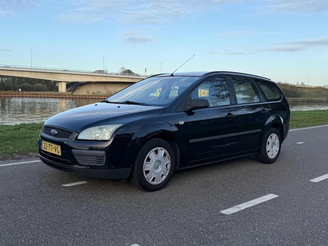 Ford Focus Wagon - 1.6-16V Trend 1.6-16V Trend - AutoWereld.nl