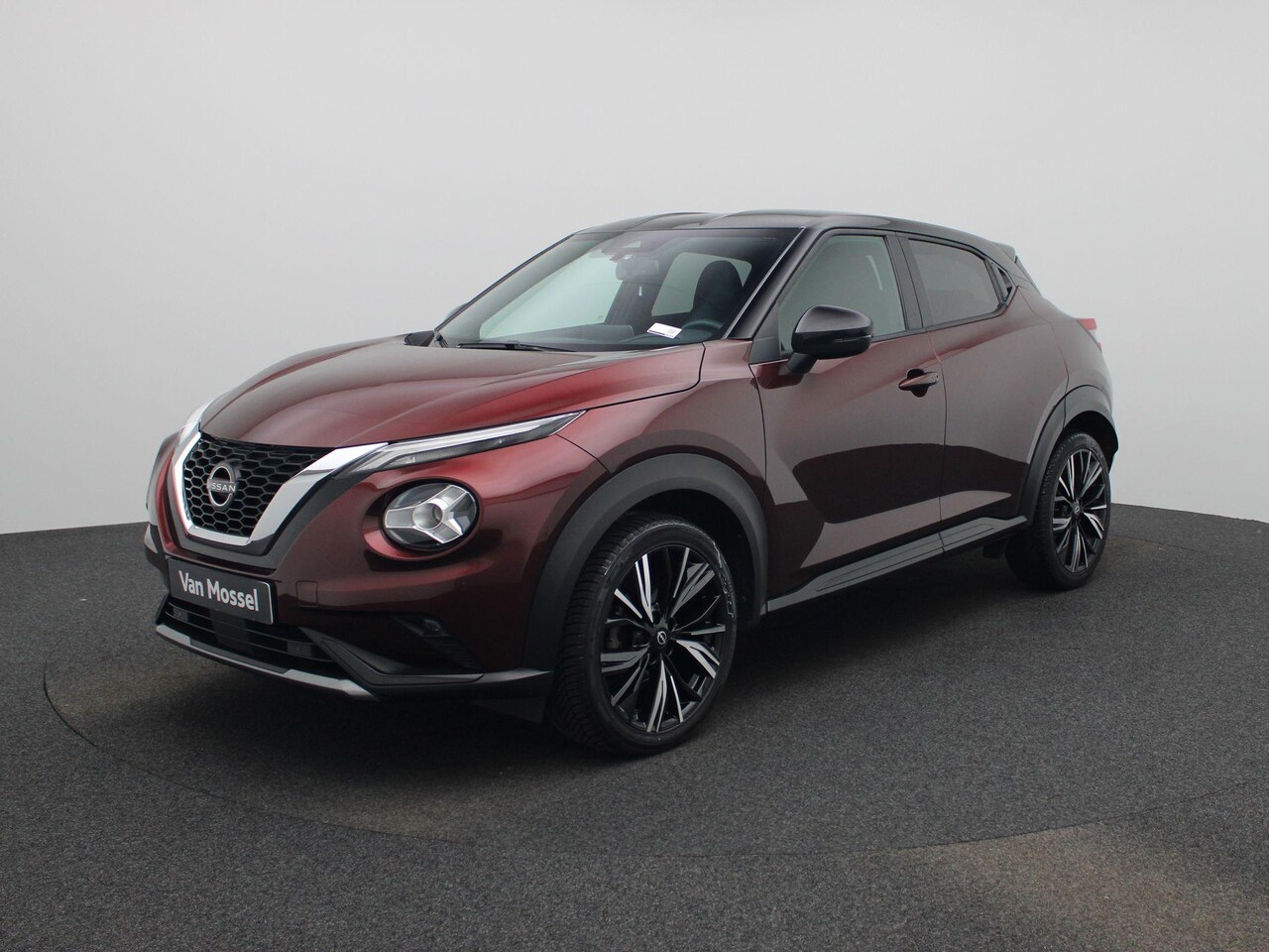 Nissan Juke - 1.0 DIGT N-Design | Navigatie | Camera achter | Parkeersensoren - AutoWereld.nl