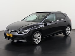 Volkswagen Golf - 1.5 eTSI Style DSG | 150PK | Schuifdak | Zondag Open