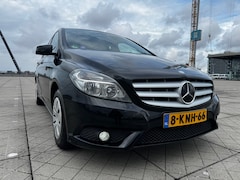 Mercedes-Benz B-klasse - 180 AIRCO MULTIMEDIASCHERM NAP