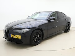 Alfa Romeo Giulia - 2.0T | automaat | Climate control | Navigatie | Half-Leder | LMV | Parkeer sensoren | Xeno