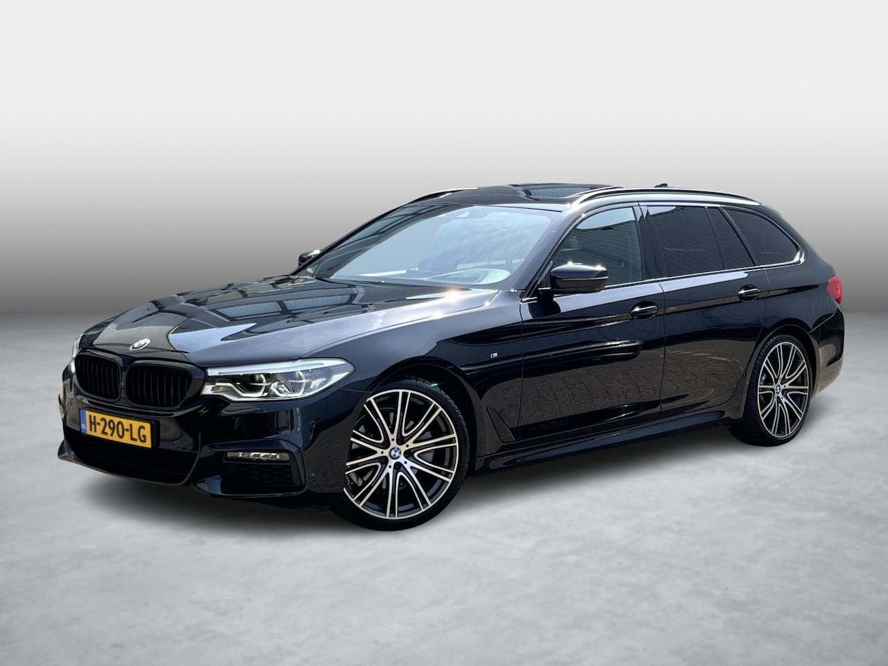 BMW 5-serie Touring - 520i High Executive Edition | NL Auto/2e Eig./Voll.Historie/Individual+M-Sportpakket/Leder - AutoWereld.nl