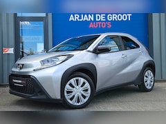 Toyota Aygo X - 1.0 VVT-i AUTOMAAT ACC Camera Carplay® veel opties Dealer onderhouden