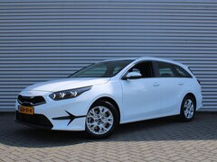 Kia Cee'd Sportswagon - Ceed 1.5 T-GDi DynamicLine | Airco | Cruise | Camera | Navi | 16" LM | LED | PDC |